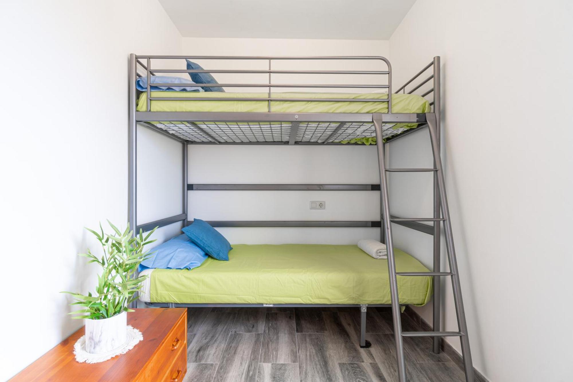 Penthouse - Sea Views & 5min To - Fast Wifi - Ac *